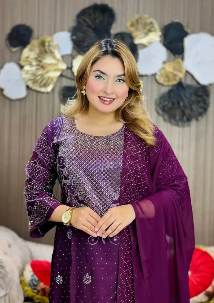 গ্লোসি স্টোন ওয়ার্ক স্যুট-আনস্টিজ - Image 11