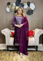 গ্লোসি স্টোন ওয়ার্ক স্যুট-আনস্টিজ - Image 3