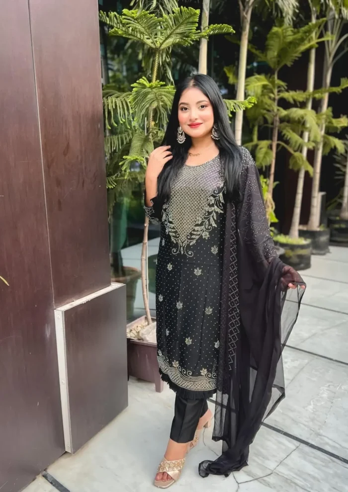 গ্লোসি স্টোন ওয়ার্ক স্যুট-আনস্টিজ - Image 5